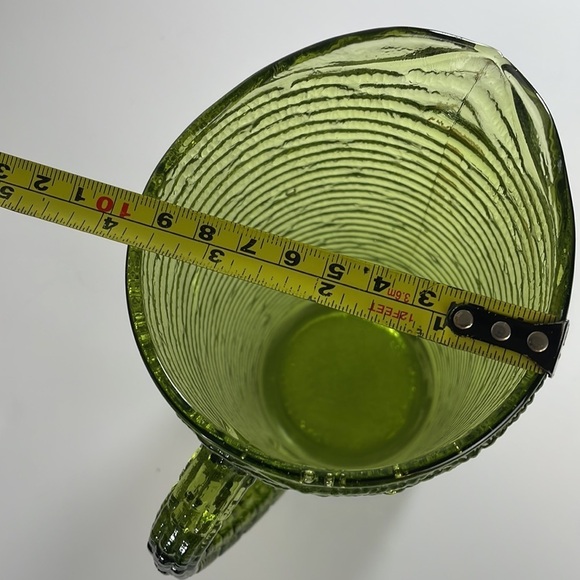 Soreno Avocado Green Crinkle Pitcher Bark Texture - Picture 6 of 9